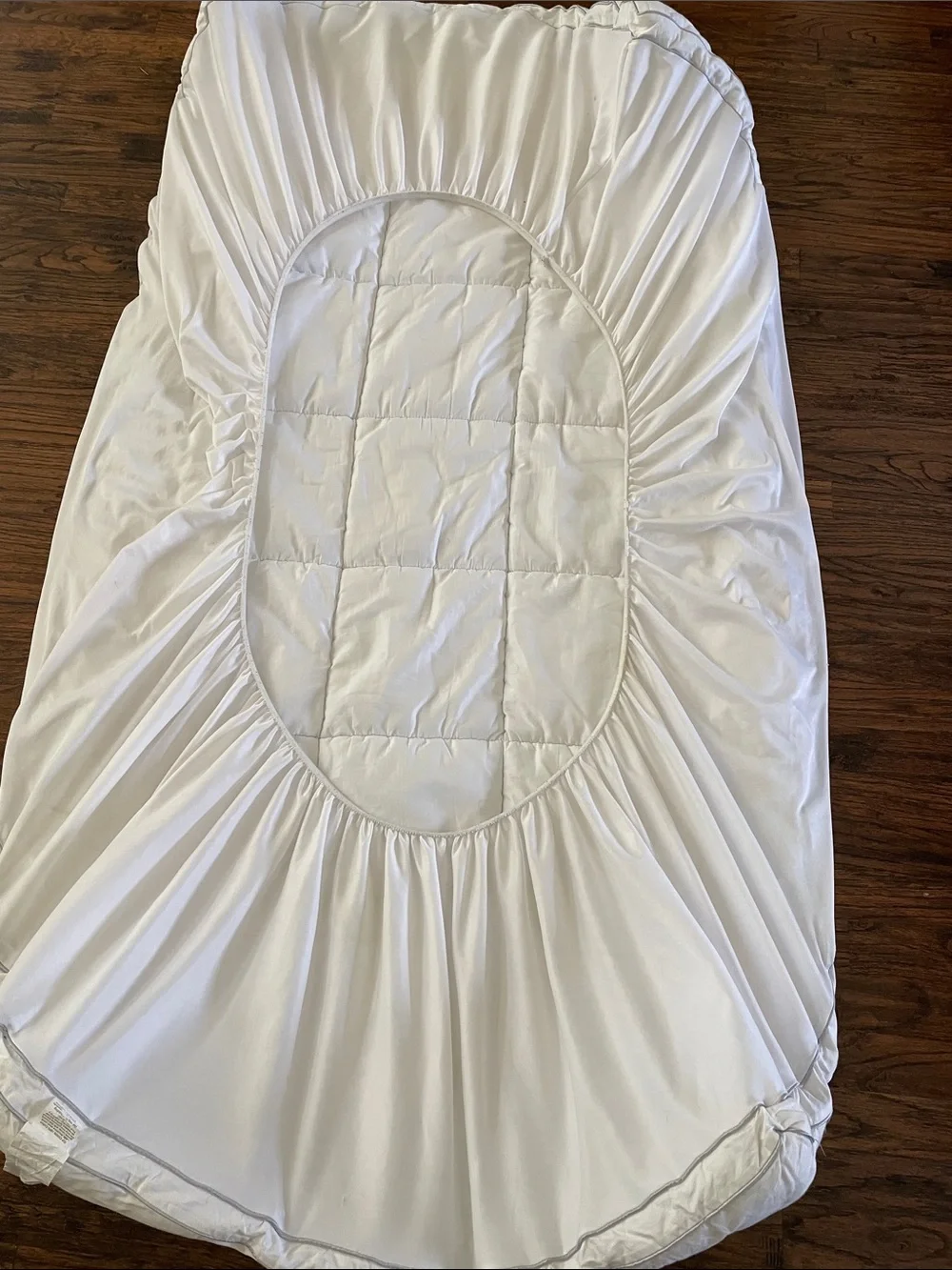 White twin Mattress Protector Cover - Soft Breathable Layer